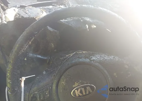 2013 Kia Soul z USA, uszkodzony, nr VIN KNDJT2A55D7774193